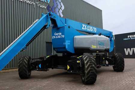 Gelenkteleskopbühne  Genie ZX135/70 Diesel, 4x4x4 Drive, 43m Working Height, (9)