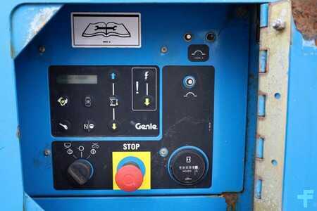 Pracovní plošina s nůžkovým zdvihem - Genie GS5390 Diesel, 4x4 Drive, 18.15m Working Height, 6 (4)