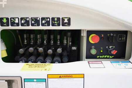 Piattaforme aeree articolate  Niftylift HR17N Hybrid MK3 Hybrid Battery & Diesel, 17m Work (10)