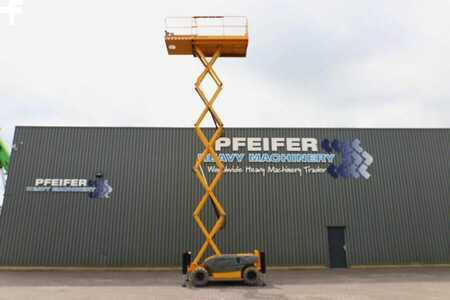 Piattaforme aeree a pantografo - Haulotte Compact 12RTE Electric, 12m Working Height, 450kg (3)