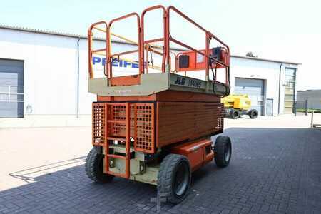 Pracovní plošina s nůžkovým zdvihem - JLG M4069 Hybrid, 14.2m Working Height, 360kg Capacity (2)