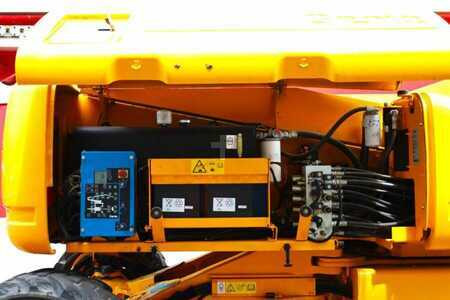 Piattaforme aeree articolate  Genie ZX135/70 Diesel, 4x4x4 Drive, 43m Lifting Height, (12)
