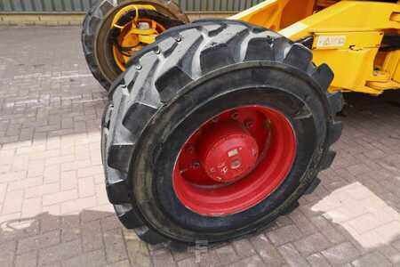 Piattaforme aeree articolate  Genie ZX135/70 Diesel, 4x4x4 Drive, 43m Lifting Height, (16)