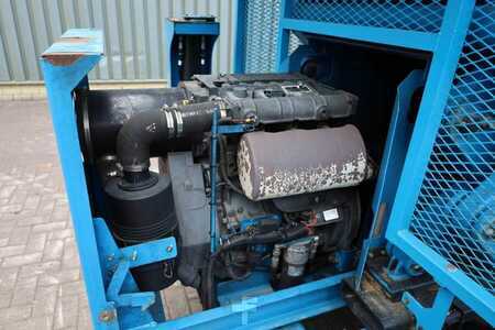 Ollós munka emelvény  Genie GS5390 Diesel, 4x4 Drive, 18.15m Working Height, 6 (11)