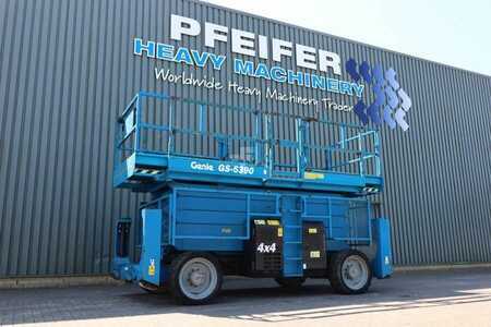 Pracovní plošina s nůžkovým zdvihem - Genie GS5390 Diesel, 4x4 Drive, 18.15m Working Height, 6 (1)