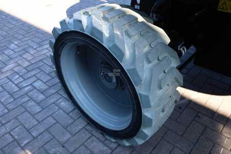 Podnośnik przegubowy  Genie Z60/37FE Guarantee! Hybrid, 4x4 Drive, 20m Working (18)