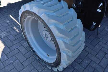 Podnośnik przegubowy  Genie Z60/37FE Guarantee! Hybrid, 4x4 Drive, 20m Working (19)