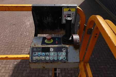 Scissors Lifts  Haulotte H12SXL Diesel, 4x4 Drive, 12m Working Height, 700k (4)