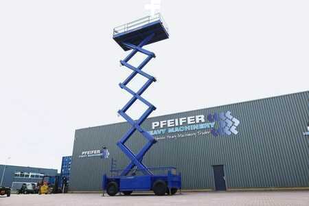Scissors Lifts  Liftlux SL205-25D4WDS/P Diesel, 4x4 Drive, Hydraulic Deck (3)
