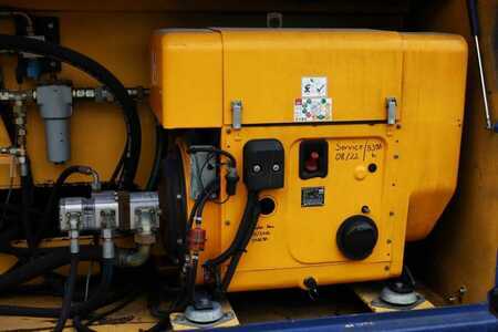 Scissors Lifts  Liftlux SL205-25D4WDS/P Diesel, 4x4 Drive, Hydraulic Deck (4)