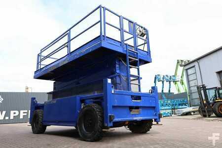 Scissors Lifts  Liftlux SL210-25 D4WD S/P Diesel, Hydraulic Deck Extension (7)