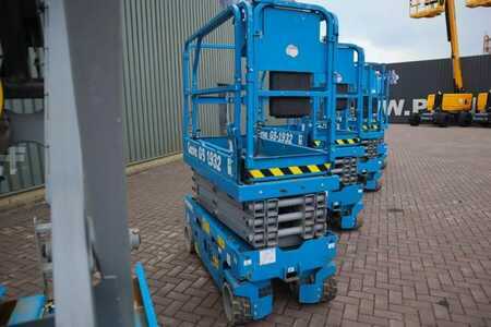 Scissor lift - Genie GS1932 E-Drive Several In Stock, 8m Working Height (4)