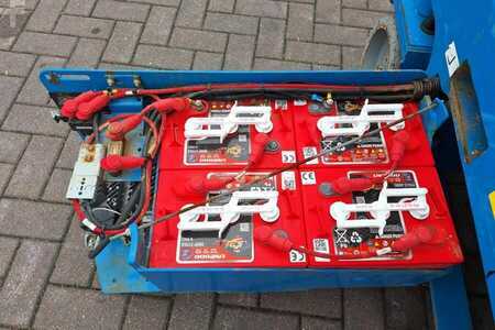 Pracovní plošina s nůžkovým zdvihem - Genie GS1932 E-Drive Several In Stock, 8m Working Height (4)