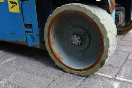 Levantamento tesoura  Genie GS1932 Electric, Working Height 7.8 m, 227kg Capac (12)
