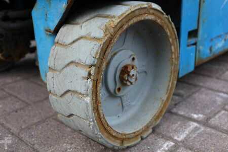 Levantamento tesoura  Genie GS1932 Electric, Working Height 7.8 m, 227kg Capac (13)