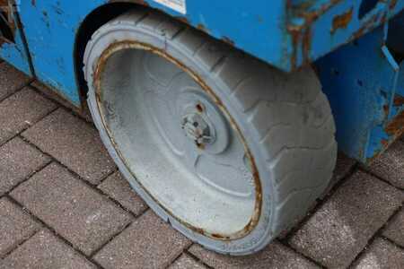 Levantamento tesoura  Genie GS3246 Electric, Working Height 11.75 m, 318kg Cap (15)
