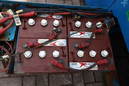 Pracovní plošina s nůžkovým zdvihem - Genie GS3246 Electric, Working Height 11.75 m, 318kg Cap (4)