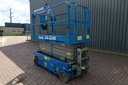 Pracovní plošina s nůžkovým zdvihem - Genie GS3246 Electric, Working Height 11.75 m, 318kg Cap (9)