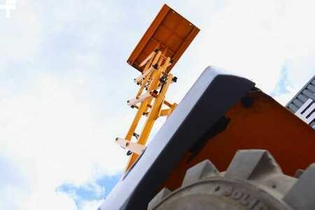 Saksinostimet - Haulotte Compact 12RTE Electric, 12m Working Height, 450kg (10)