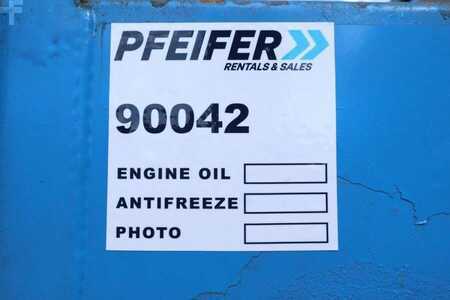 Pracovní plošina s nůžkovým zdvihem - Genie GS4047 Electric, 14m Working Height, 350kg Capacit (13)