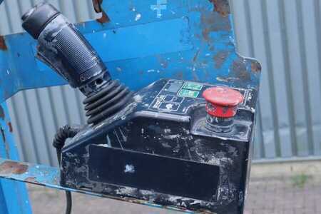 Pracovní plošina s nůžkovým zdvihem - Genie GS4047 Electric, 14m Working Height, 350kg Capacit (6)