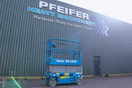 Scissor lift - Genie GS1932 E-Drive Several In Stock, 8m Working Height (1)
