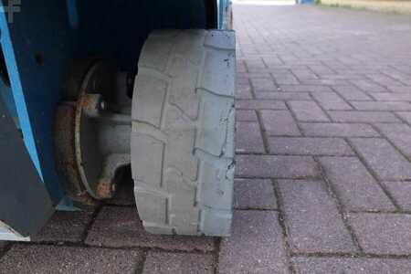 Pracovní plošina s nůžkovým zdvihem - Genie GS1932 E-Drive Several In Stock, 8m Working Height (11)