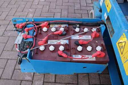 Pracovní plošina s nůžkovým zdvihem - Genie GS1932 E-Drive Several In Stock, 8m Working Height (9)