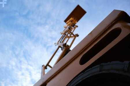 Saksinostimet - Haulotte Compact 12 Electric, 12m Working Height, 300kg Cap (9)