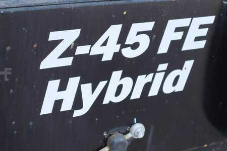 Kloubová pracovní plošina - Genie Z45FE/DC Hybrid Hybrid, 4x4 Drive, 16m Working Hei (14)