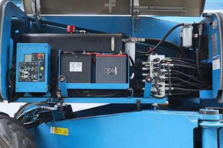 Kloubová pracovní plošina - Genie ZX135/70 Diesel, 4x4x4 Drive, 43m Lifting Height, (14)