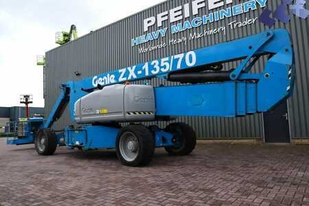 Kloubová pracovní plošina - Genie ZX135/70 Diesel, 4x4x4 Drive, 43m Lifting Height, (9)