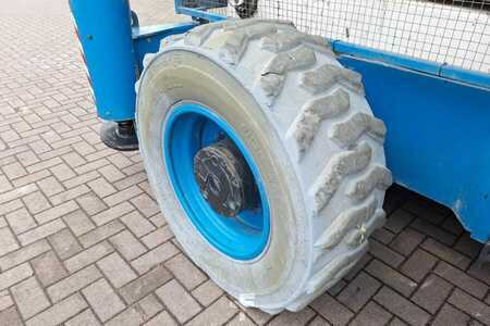 Levantamento tesoura - Holland Lift Megastar G320DL30 4WDS/N Diesel, 4x4x4 Drive, 34m (15)