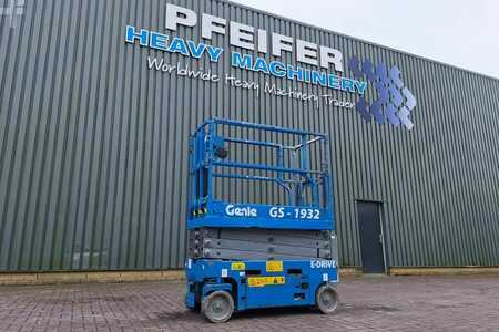 Scissor lift - Genie GS1932 E-Drive Several In Stock, 8m Working Height (1)