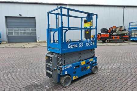 Scissor lift - Genie GS1932 E-Drive Several In Stock, 8m Working Height (2)