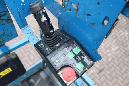 Nacelle à ciseaux - Genie GS3232 Hydraulic Outriggers, Electric, 11.75m Work (7)