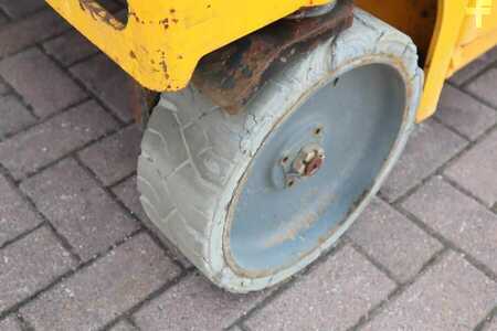 Nacelle à ciseaux - Haulotte Compact 14 Electric, 14m Working Height, 350kg Cap (11)