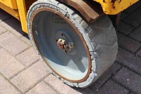 Nacelle à ciseaux - Haulotte Compact 14 Electric, 14m Working Height, 350kg Cap (12)