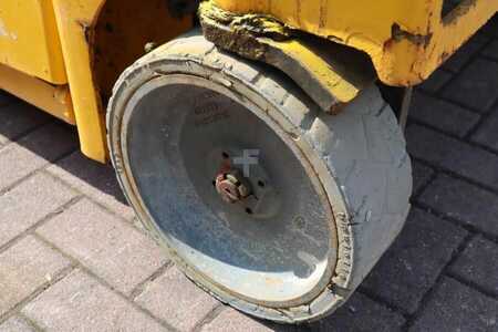 Nacelle à ciseaux - Haulotte Compact 14 Electric, 14m Working Height, 350kg Cap (11)