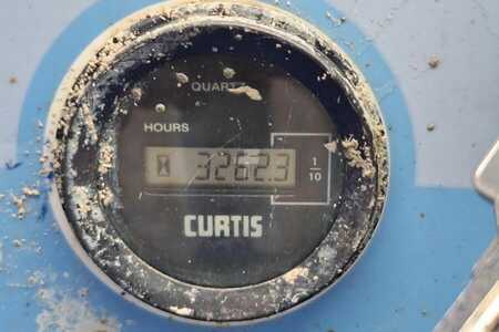 Saxliftar  Haulotte H12SX Diesel, 4x4 Drive, 12m Working Height, 700kg (6)