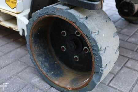 Pracovní plošina s nůžkovým zdvihem - Holland-Lift Ecostar HL-11812 Electric, 14m Working Height, 300 (14)