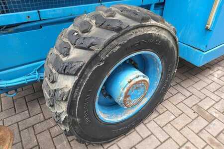 Pracovní plošina s nůžkovým zdvihem - Holland-Lift Megastar G300 Diesel, 4x4x4 Drive, 33.5m Working H (14)