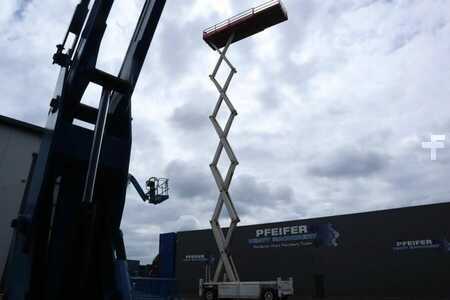 Scissors Lifts - Liftlux SL320-30DS Diesel, 4x4 Drive, 34m Working Height, (3)