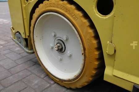 Pracovní plošina s nůžkovým zdvihem - PB LIFT S195-12ES Electric, 19.6m Working Height, 700 (15)