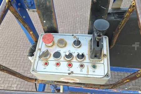 Plataformas articuladas  Liftlux SL205-25D4WDS/P Diesel, 4x4 Drive, Hydraulic Deck (4)