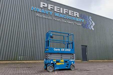 Scissors Lifts - Genie GS1932 E-Drive Several In Stock, 8m Working Height (1)