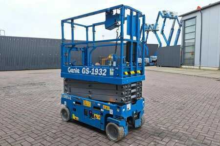 Scissors Lifts - Genie GS1932 E-Drive Several In Stock, 8m Working Height (8)
