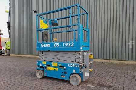 Scissors Lifts - Genie GS1932 E-Drive Several In Stock, 8m Working Height (9)