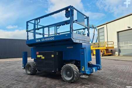 Scherenarbeitsbühne - Genie GS4069DC Electric, 14m Working Height, 363kg Capac (8)