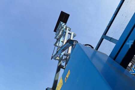 Scissors Lifts - Holland-Lift Megastar G300DL30/S Diesel, 4x4x4 Drive, 33.5m Wor (10)